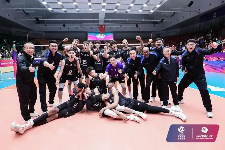 比利时甲级联赛：标准列日 VS 亨克